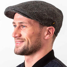 Load image into Gallery viewer, Handcrafted Mens Irish Quilted Flat Cap
