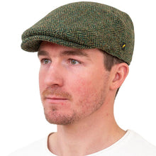 Load image into Gallery viewer, Handcrafted Mens Irish Quilted Flat Cap
