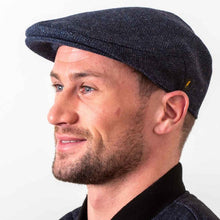 Load image into Gallery viewer, Traditional Men&#39;s Irish Wool Driving Cap
