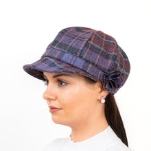 Load image into Gallery viewer, Women&#39;s Tweed Newsboy Hat with Rose
