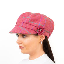 Load image into Gallery viewer, Women&#39;s Tweed Newsboy Hat with Rose

