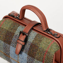 Load image into Gallery viewer, Medium Islander Harris Tweed Doctor Bag
