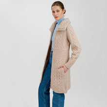 Load image into Gallery viewer, Merino Double Collar Aran Cardigan with Zipper for Ladies
