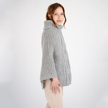 Load image into Gallery viewer, Merino Wool Chunky Cable Knit Poncho
