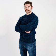 Load image into Gallery viewer, Men&#39;s Traditional Irish Aran Sweater
