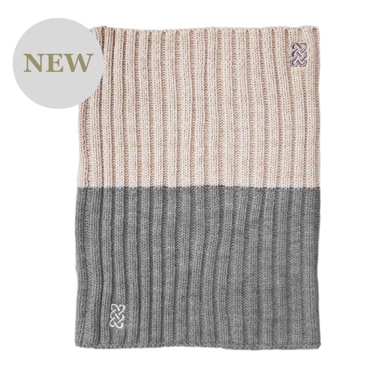 Sustainable Celtic Knot Knit Snood -Grey