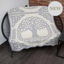 Load image into Gallery viewer, Tree of Life Celtic Wool Throw
