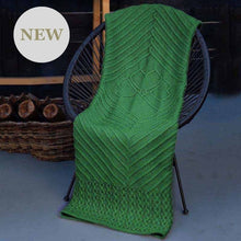 Load image into Gallery viewer, Traditional Irish Knit Blanket with Shamrock
