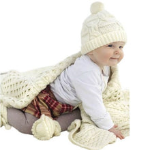 Load image into Gallery viewer, Merino Wool Irish Aran Baby Throw
