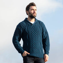 Load image into Gallery viewer, SAOL Men&#39;s Shawl Kerryman White Sweater SA209 Atlantic Blue TaraIrishClothing.com
