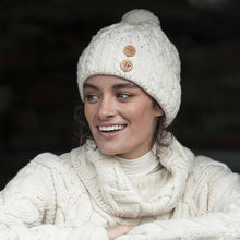 Load image into Gallery viewer, Buttoned Merino Irish Aran Hat
