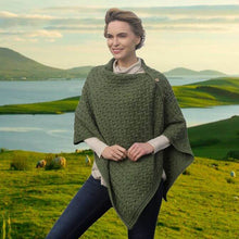 Load image into Gallery viewer, Merino Irish Poncho with Side Buttons
