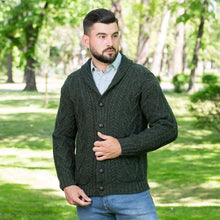 Load image into Gallery viewer, Mens Shawl Neck Merino Wool Aran Cardigan
